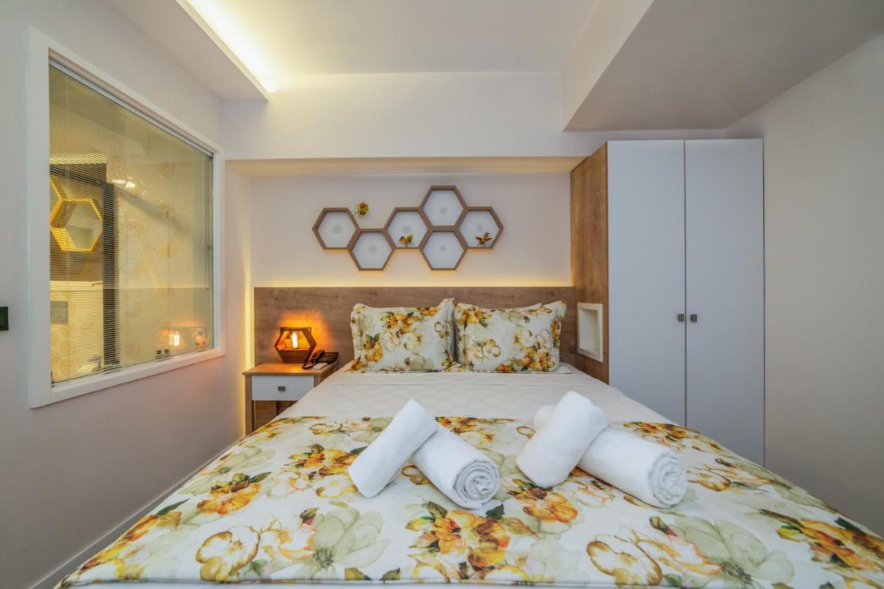 Ece Marina Suites Fethiye Esterno foto