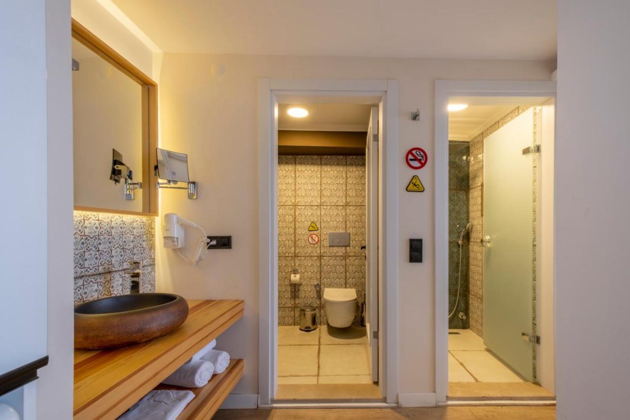 Ece Marina Suites Fethiye Esterno foto