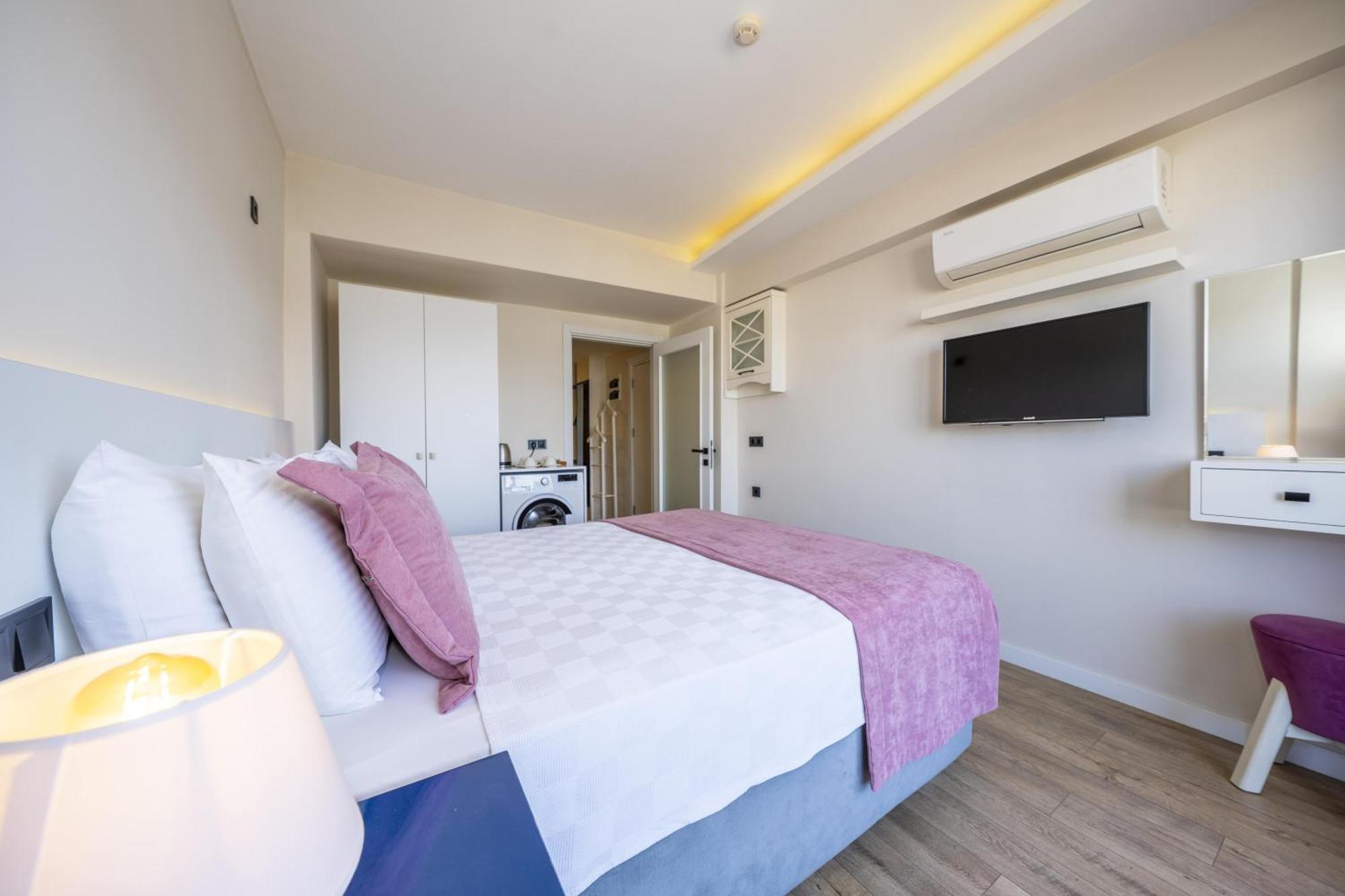 Ece Marina Suites Fethiye Esterno foto