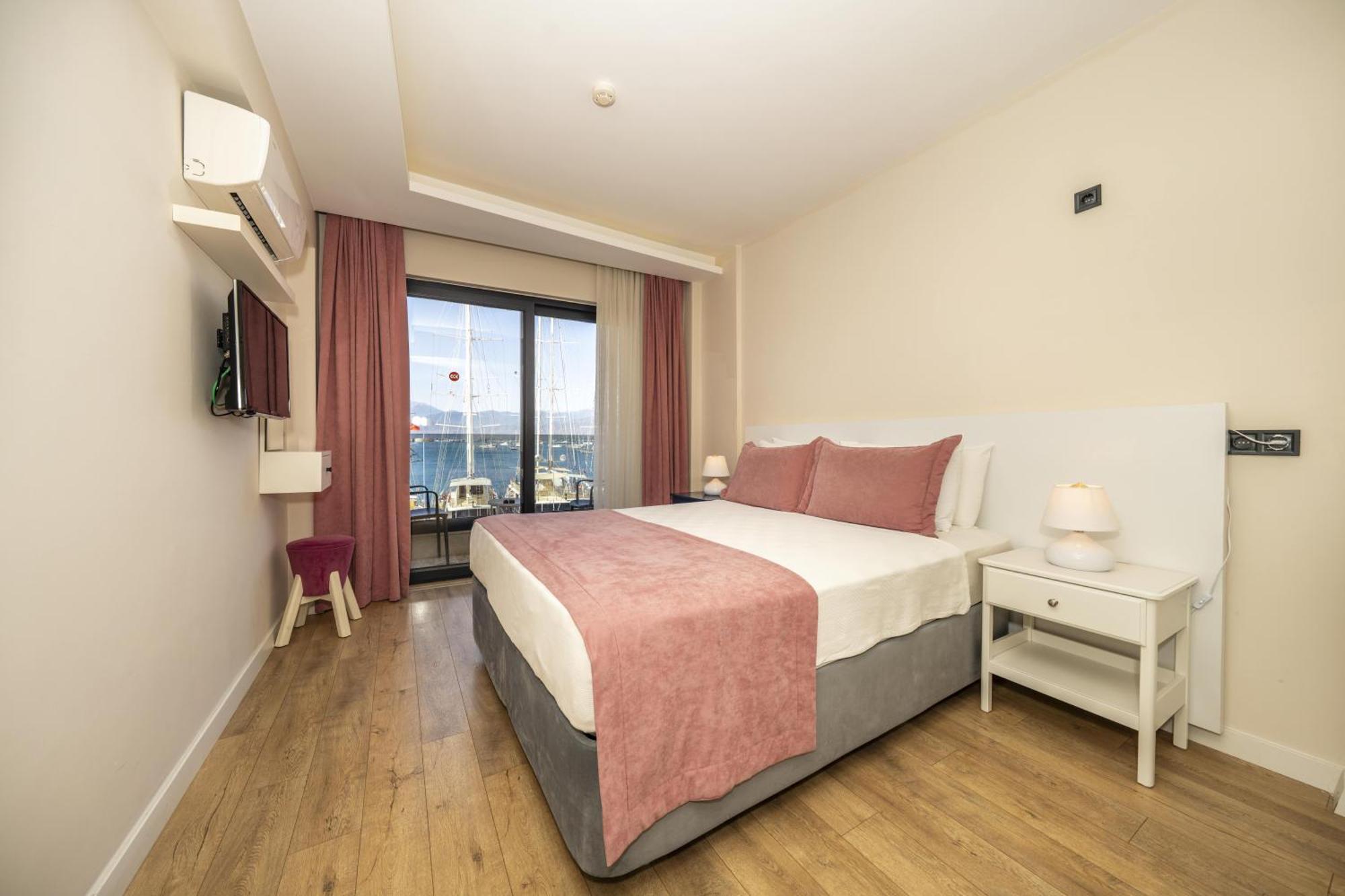 Ece Marina Suites Fethiye Esterno foto