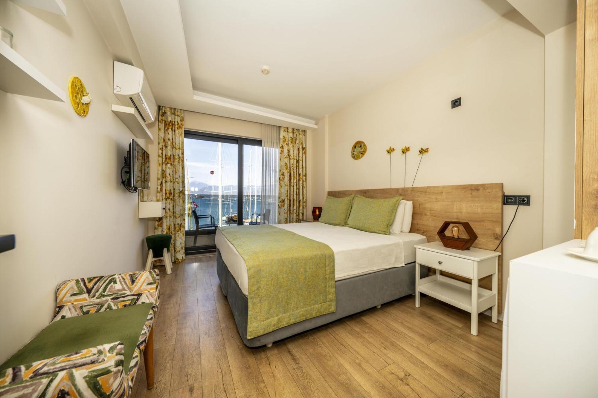 Ece Marina Suites Fethiye Esterno foto